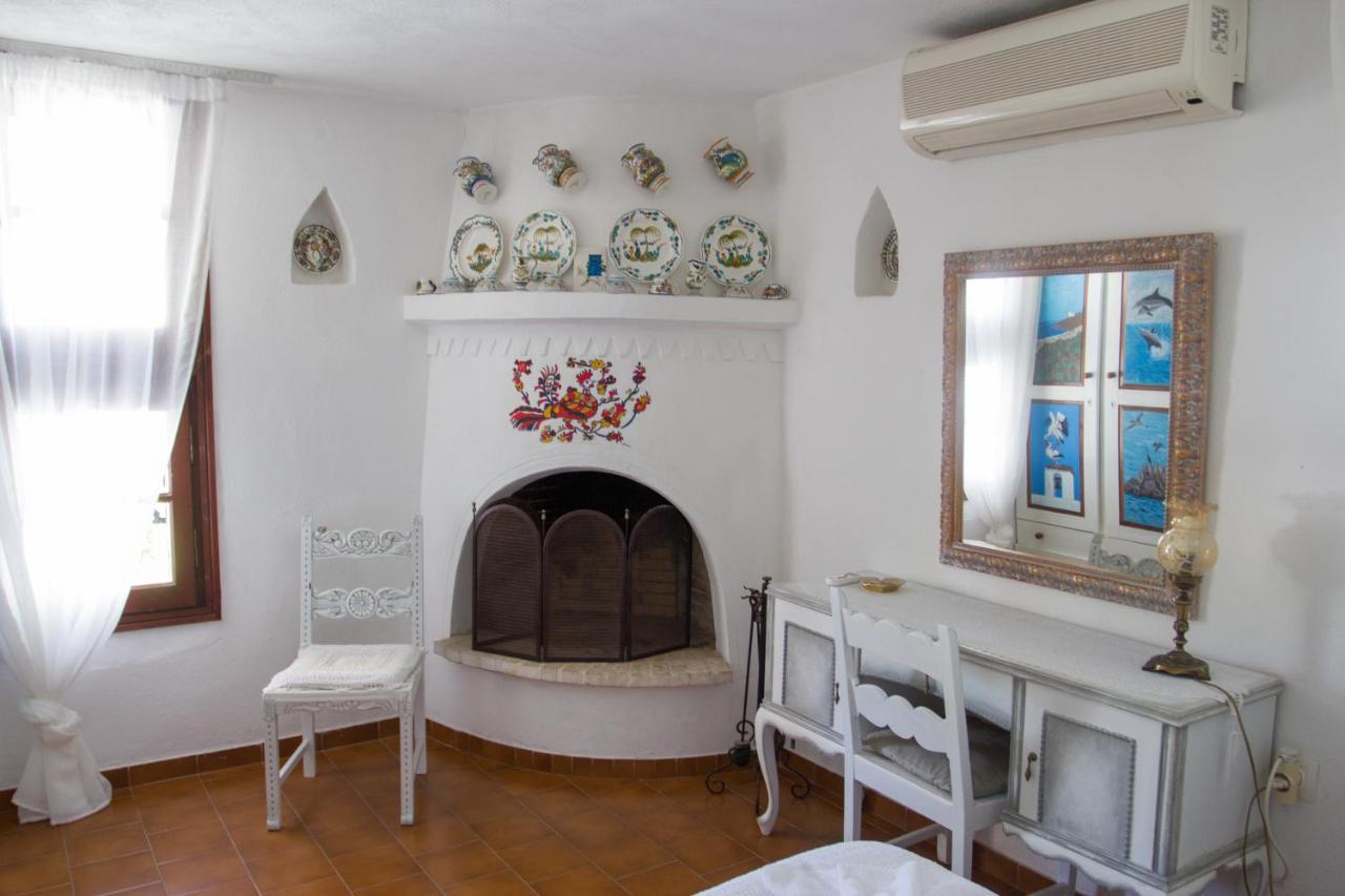 Villa Mantalena Skyros Exterior photo