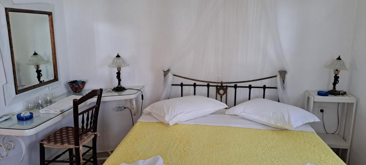Villa Mantalena Skyros Exterior photo