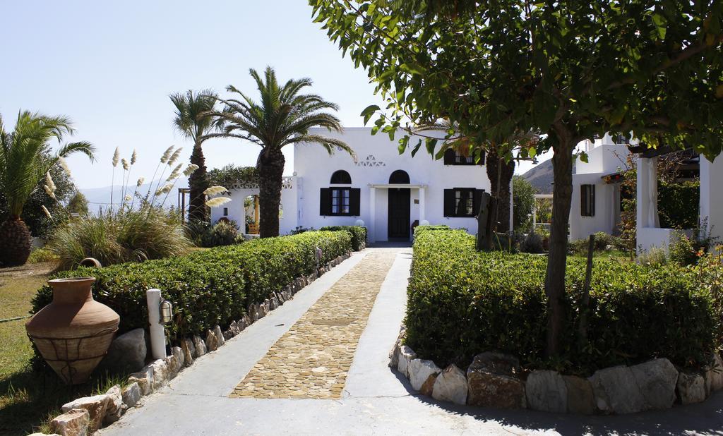 Villa Mantalena Skyros Exterior photo