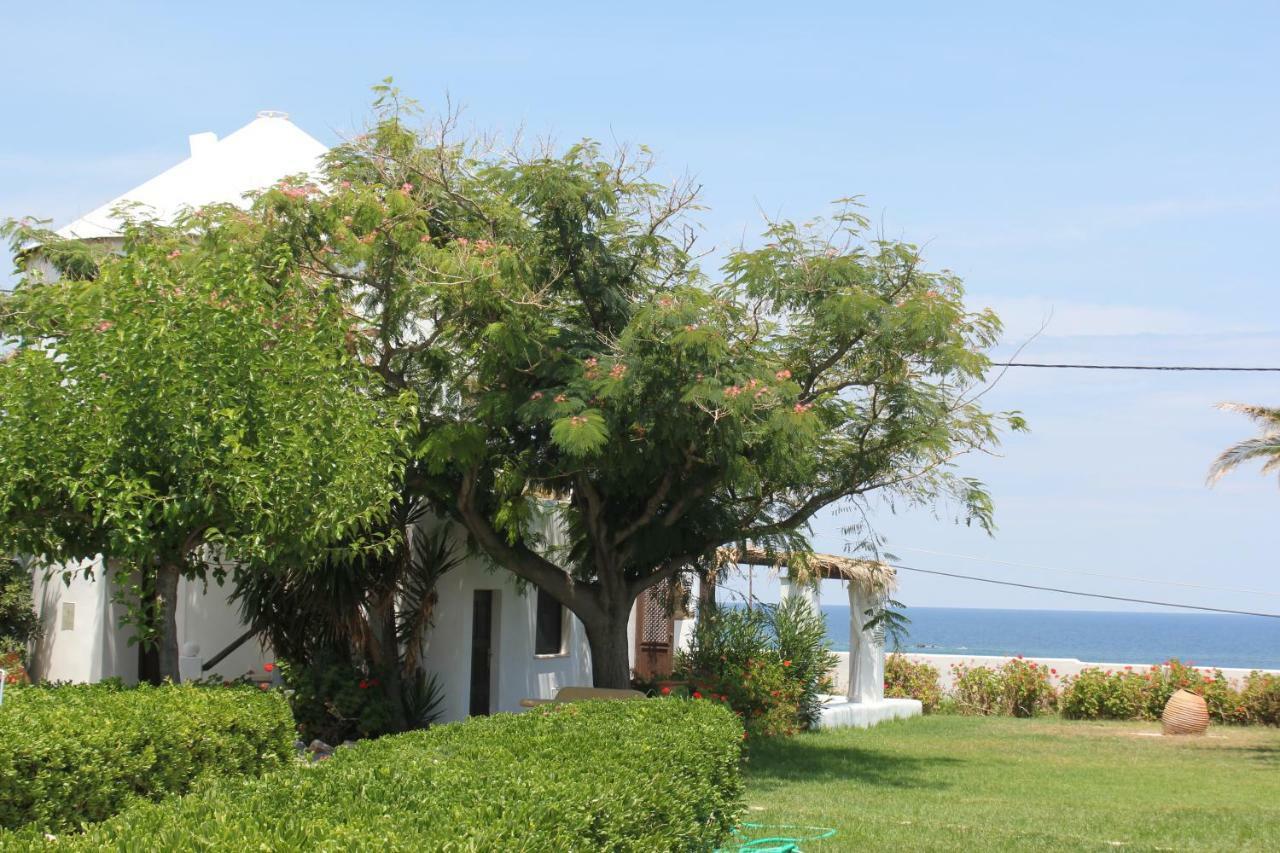 Villa Mantalena Skyros Exterior photo