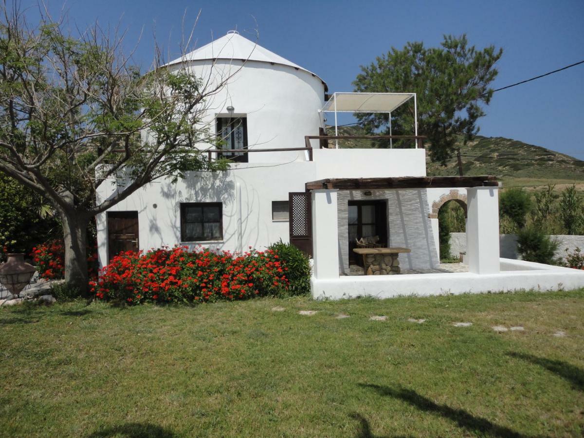 Villa Mantalena Skyros Exterior photo